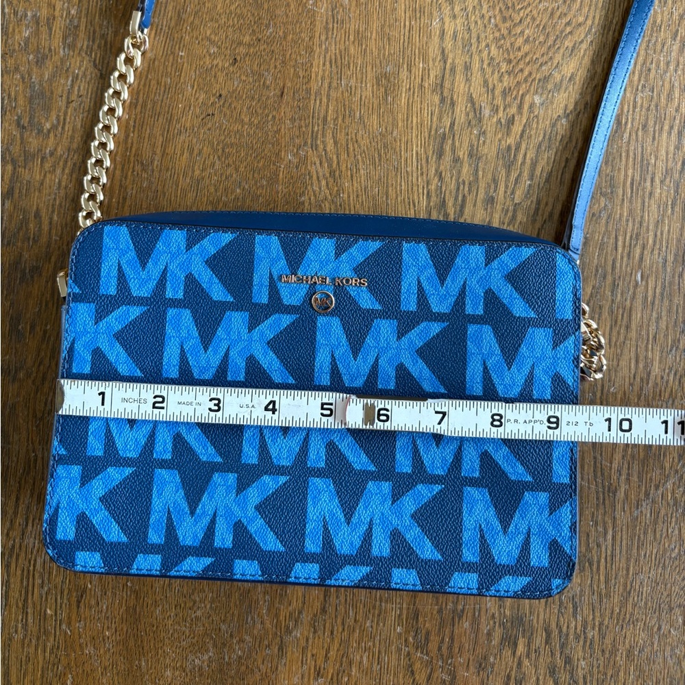 Michael Kors Vibrant Blue MK Jet Set Large Zipper Shoulder Crossbody Bag - Picture 13 of 16
